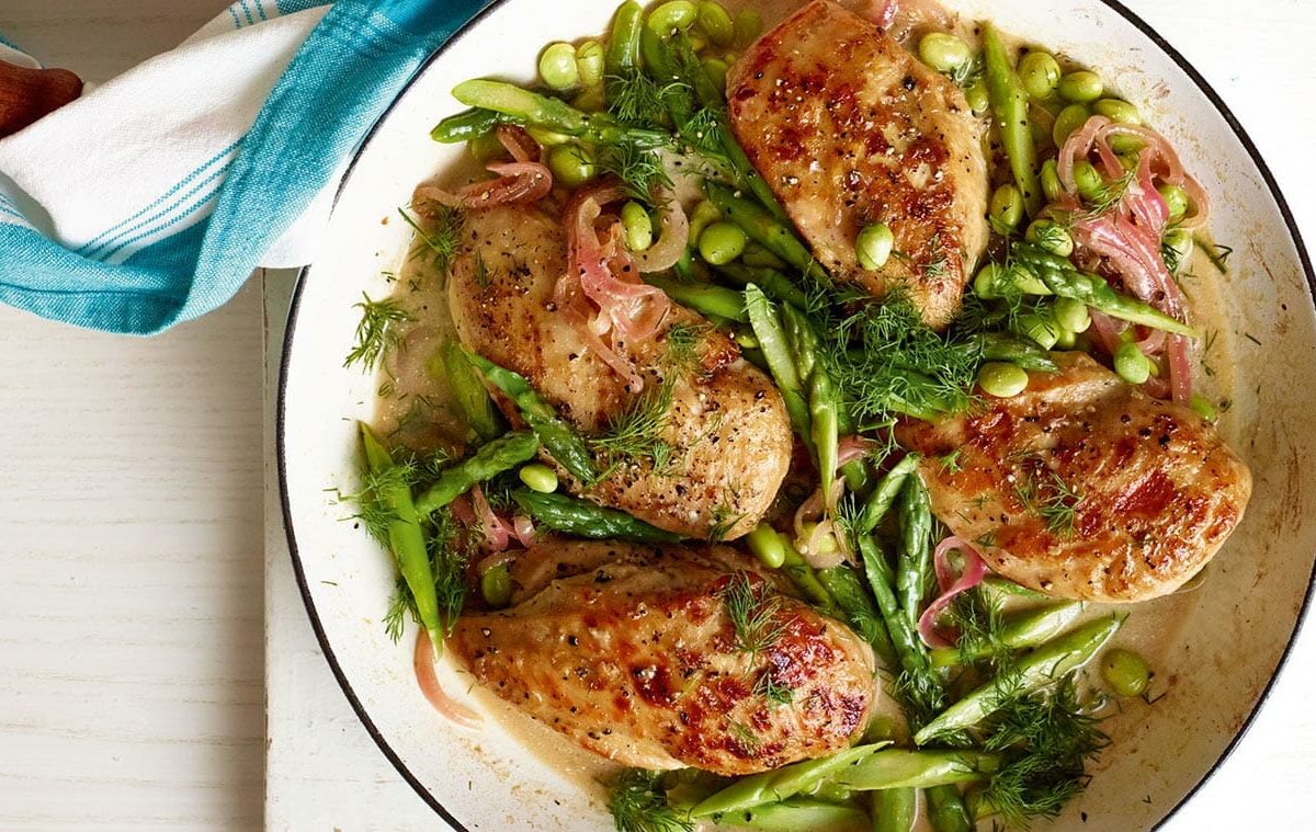 One Pan Spring Chicken with Asparagus and Edamame - henry magazine