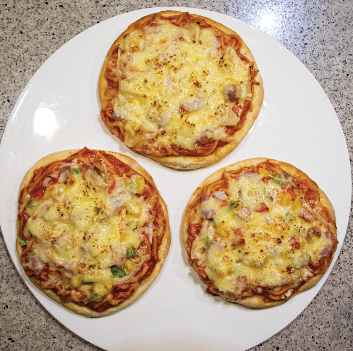 Kids fun - make your own pizza