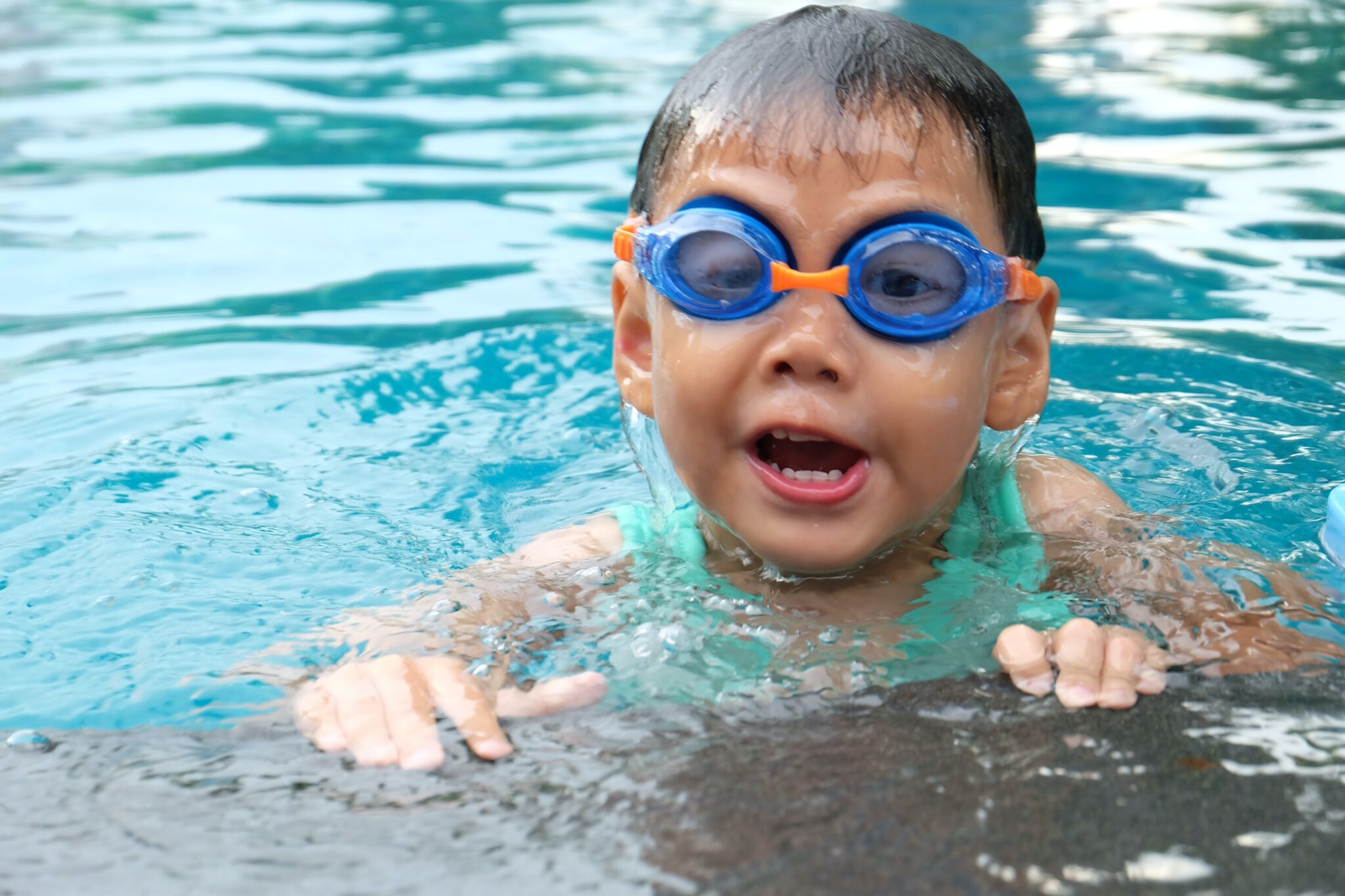 Swimming lessons with goggles